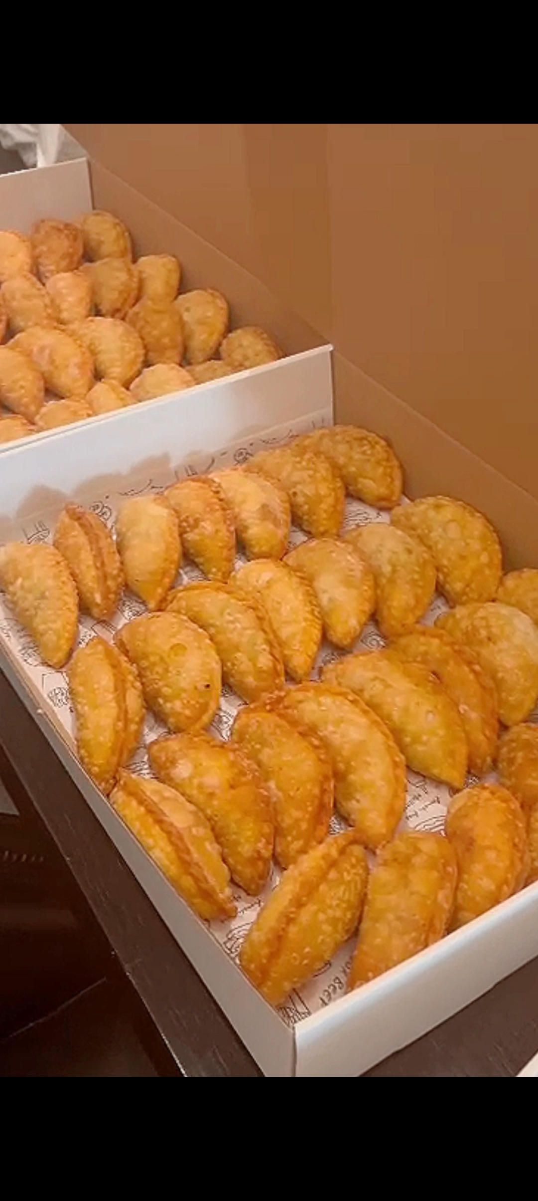 بوكس سمبوسة البف عدد 50 حبة