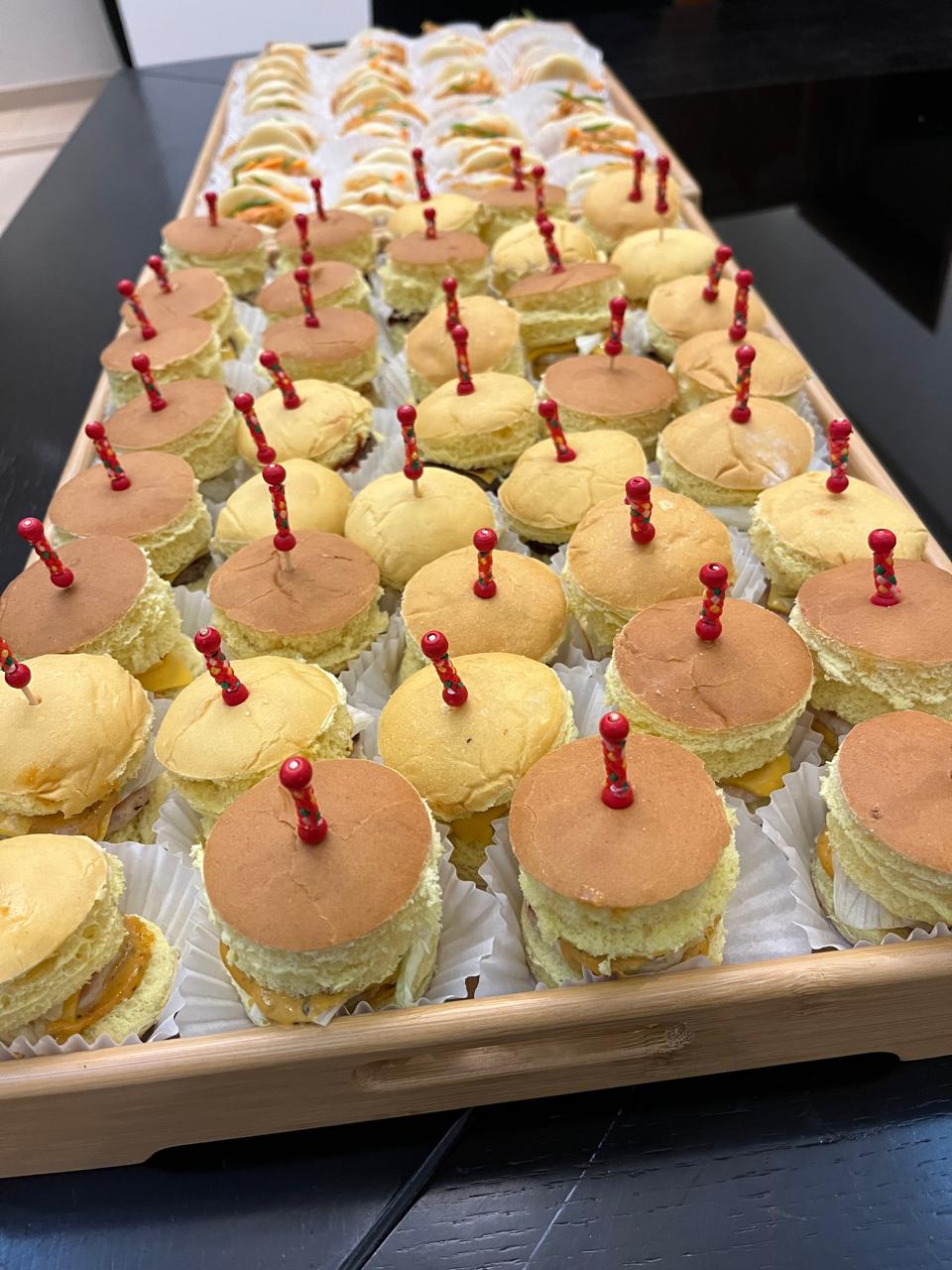 برجر دجاج او لحم