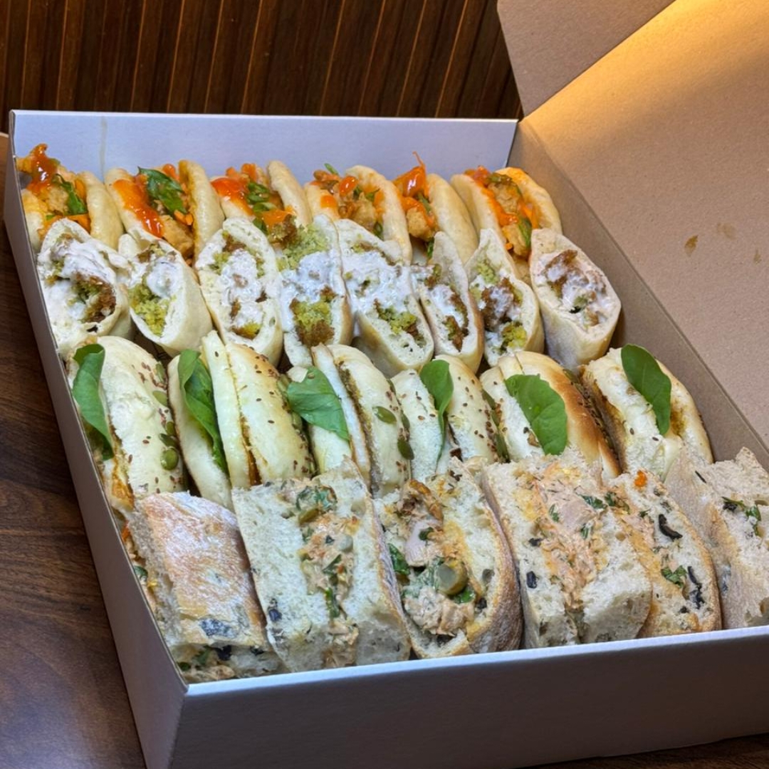 بوكس متنوع 20 حبة