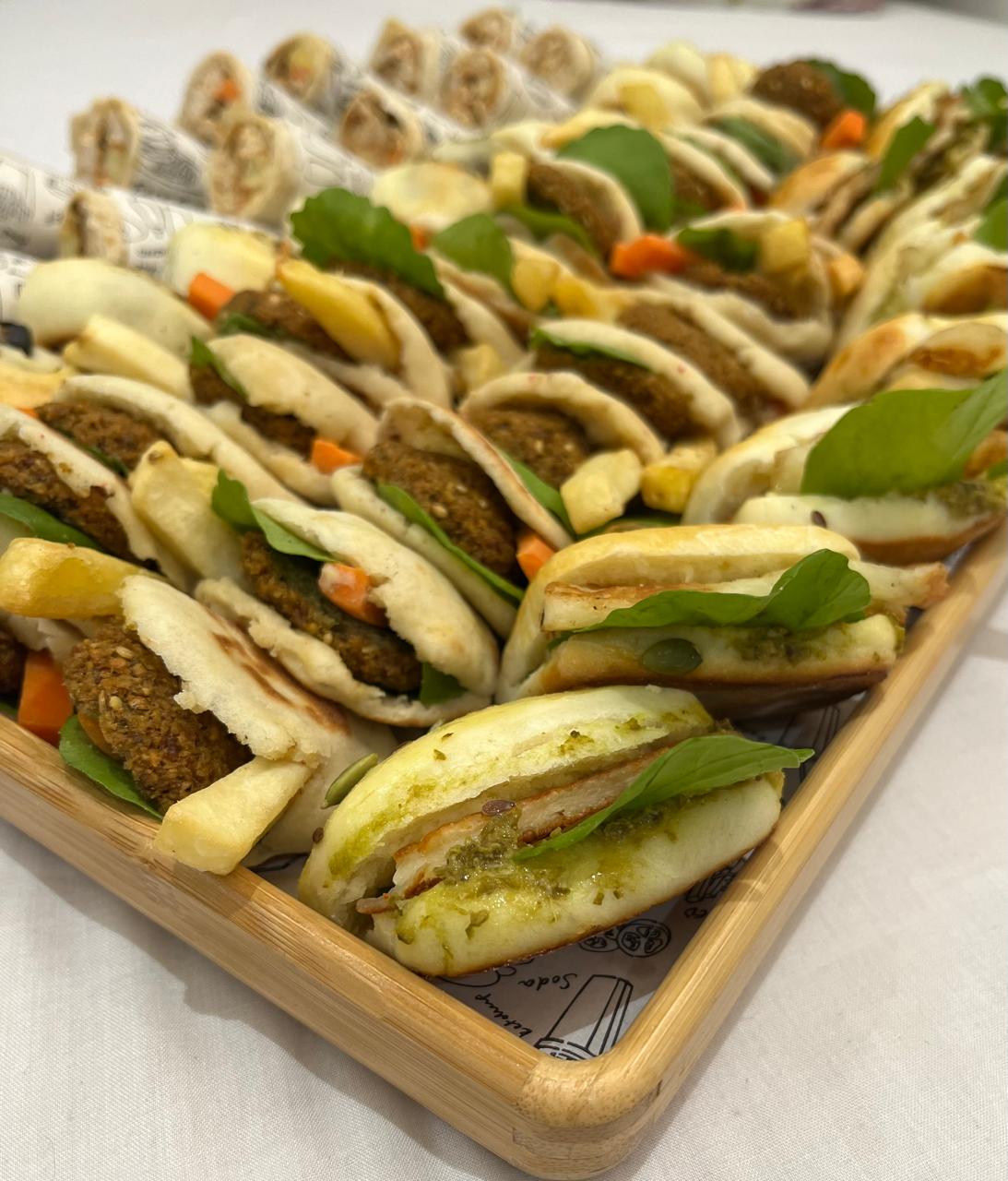 بوكس متنوع 20 حبة