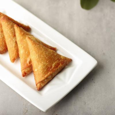 سمبوسة رقاق لحم او دجاج بالحبة 